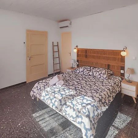 Vakantiehuis Awesome In